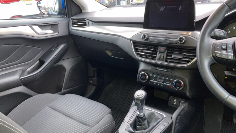 Ford Focus 1.0 EcoBoost 125 Titanium 5dr Petrol Hatchback